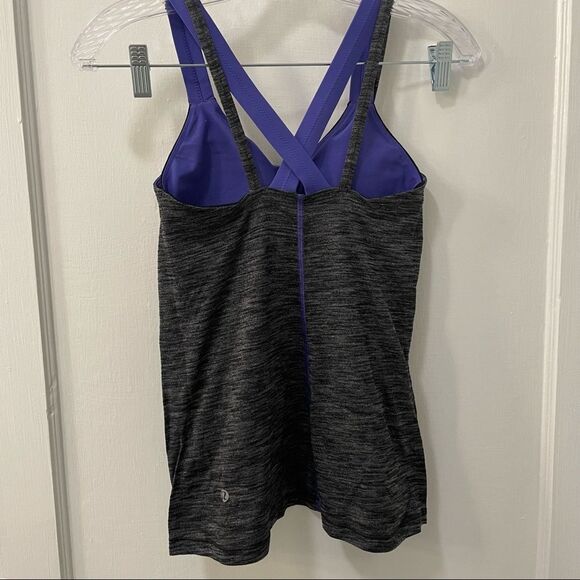 Lululemon Run For Gold Tank - Picture 1 of 12